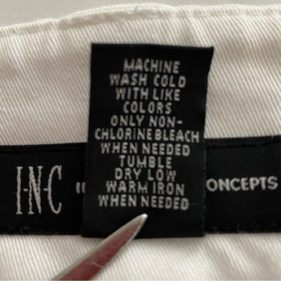 INC International Concepts White Boot Cut Jeans Size 10 Casual Work Summer - Picture 9 of 12